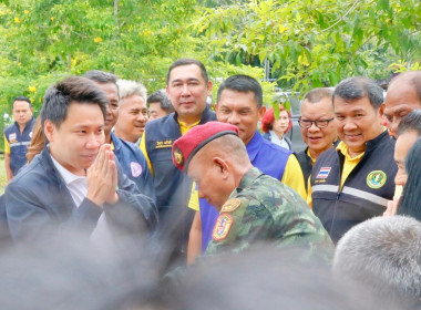 ลงพื้นที่ตรวจราชการเพื่อแก้ไขปัญหาความเดือดร้อนของเกษตรกรด้านแหล่งน้ำ ในพื้นที่จังหวัดนครศรีธรรมราช โดยมี นายประวัติ แดงบรรจง รองอธิบดีกรมส่งเสริมสหกรณ์ และผู้บริหารหน่วยงานสังกัดกระทรวงเกษตรและสหกรณ์ ร่วมลงพื้นที่ ณ โรงเรียนบ้านน้ำร้อน ตำบลสี่ขีด อำเภอส ... พารามิเตอร์รูปภาพ 18